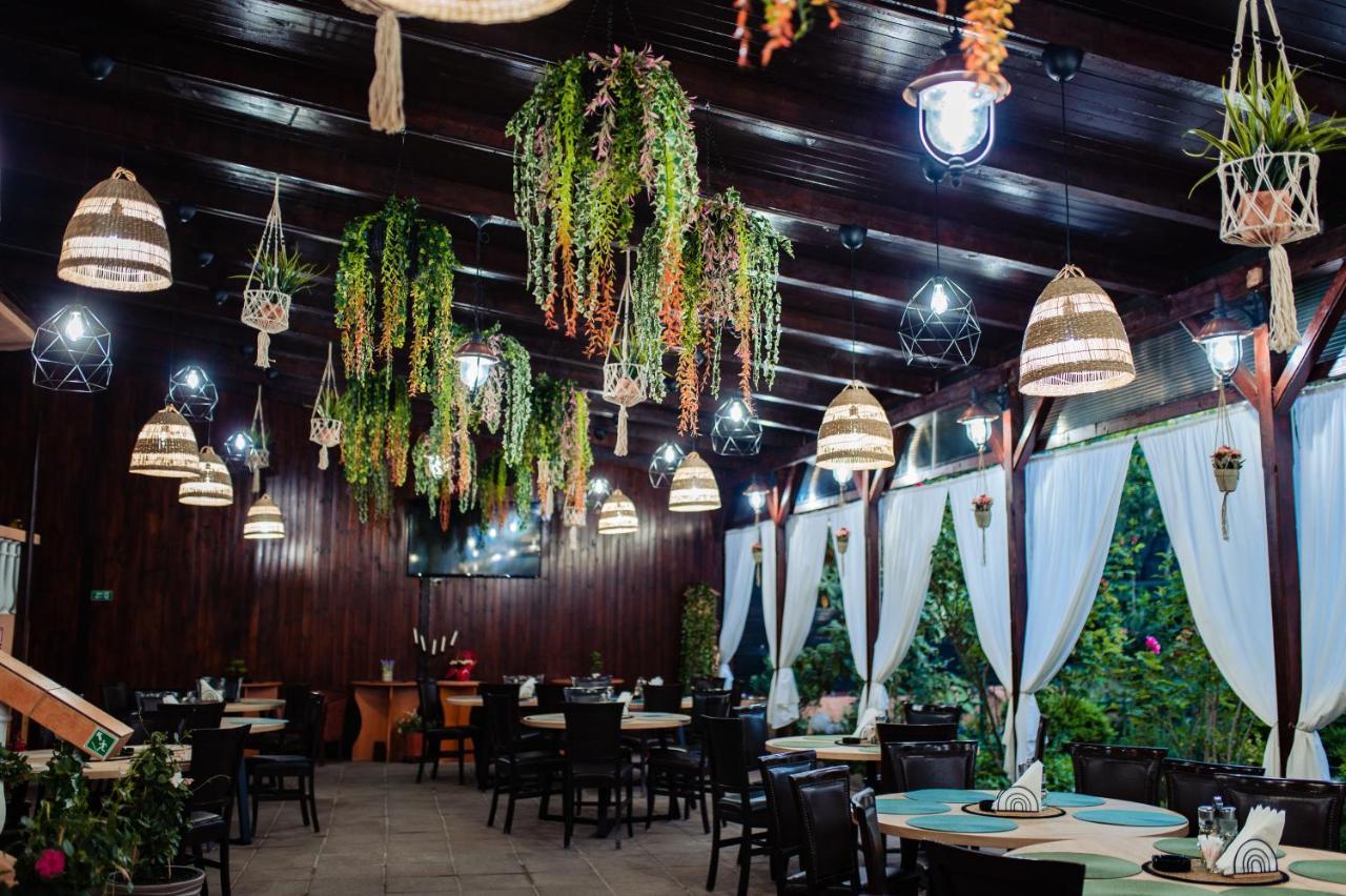 Hotel Roxy & Maryo- Restaurant -Terasa- Loc De Joaca Pentru Copii -Parcare Gratuita Eforie Nord Exteriér fotografie